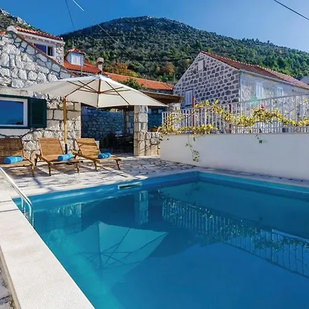 Loris Villa *